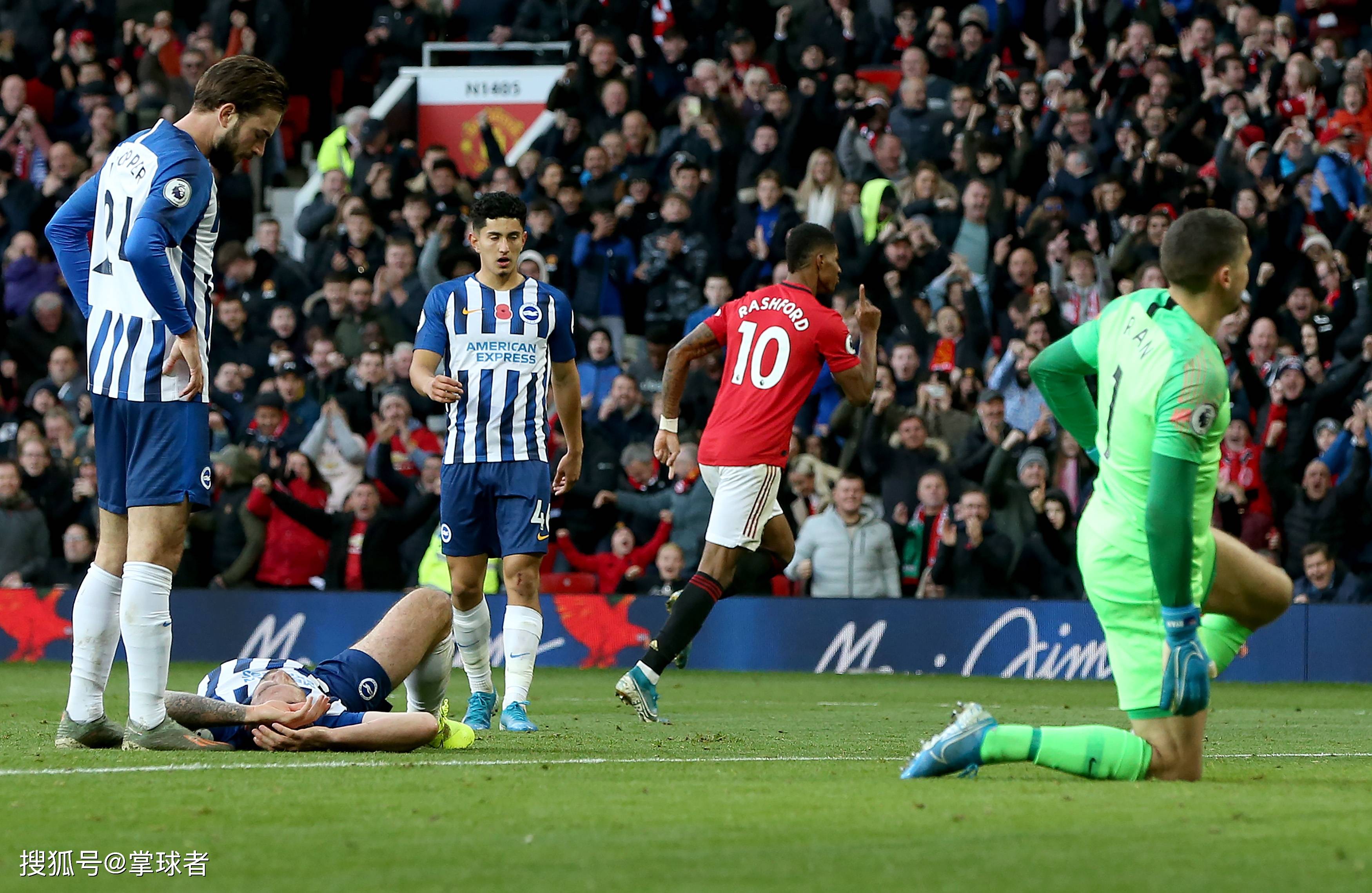 了她在公众 了她在公众